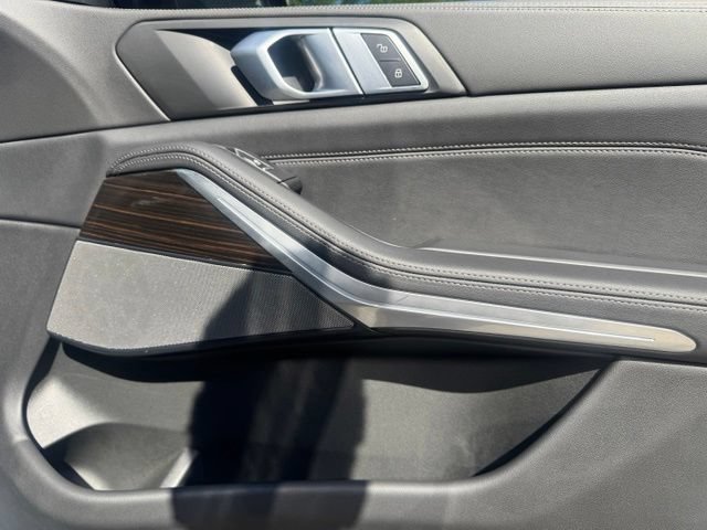 Certified 2024 BMW X5 xDrive40i w/ M Sport Package AWD/4WD image 29