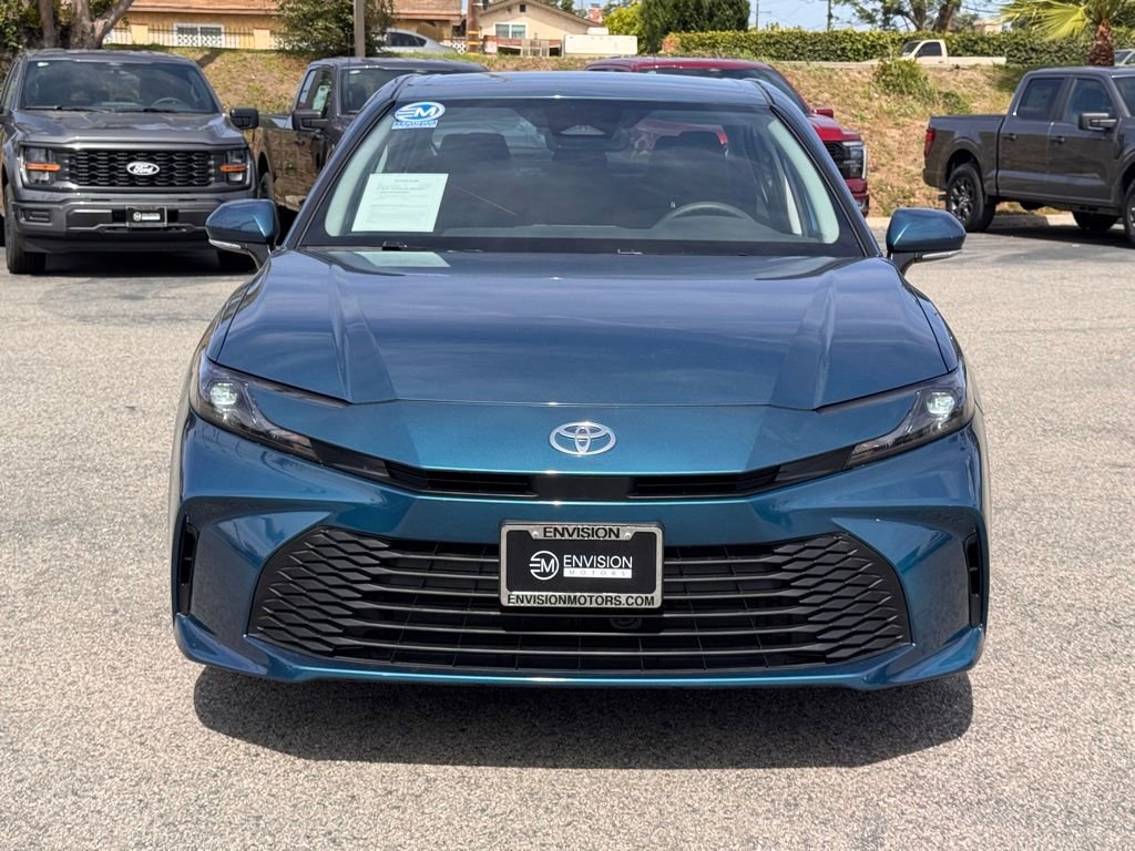 Used 2025 Toyota Camry LE w/ Convenience Package image 6