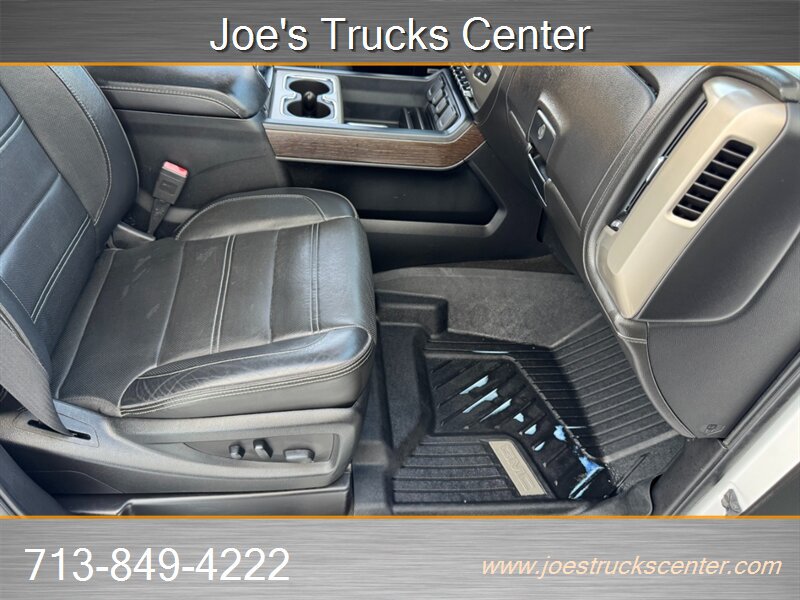Used 2019 GMC Sierra 3500 Denali w/ Duramax Plus Package AWD/4WD image 27