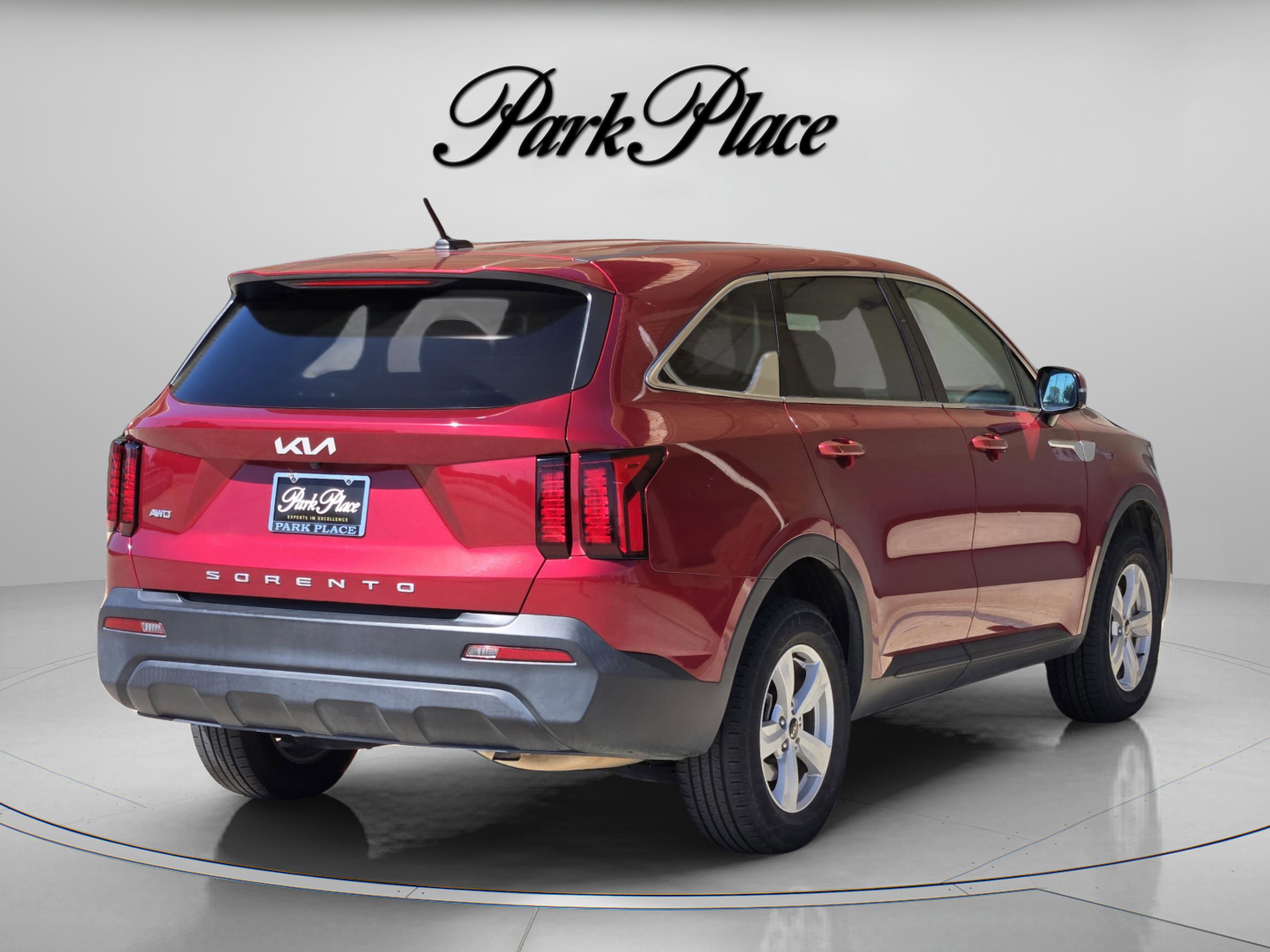 Used 2022 Kia Sorento LX image 6