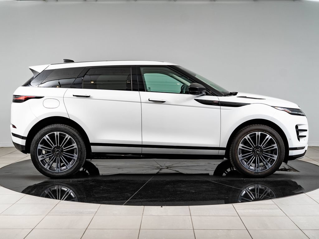 Used 2025 Land Rover Range Rover Evoque Dynamic SE AWD/4WD image 11