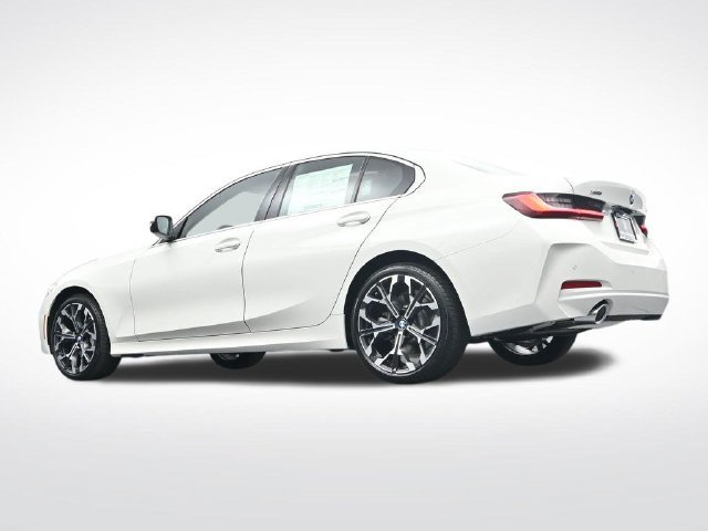 New 2026 BMW 330i xDrive Sedan w/ Premium Package AWD/4WD image 37