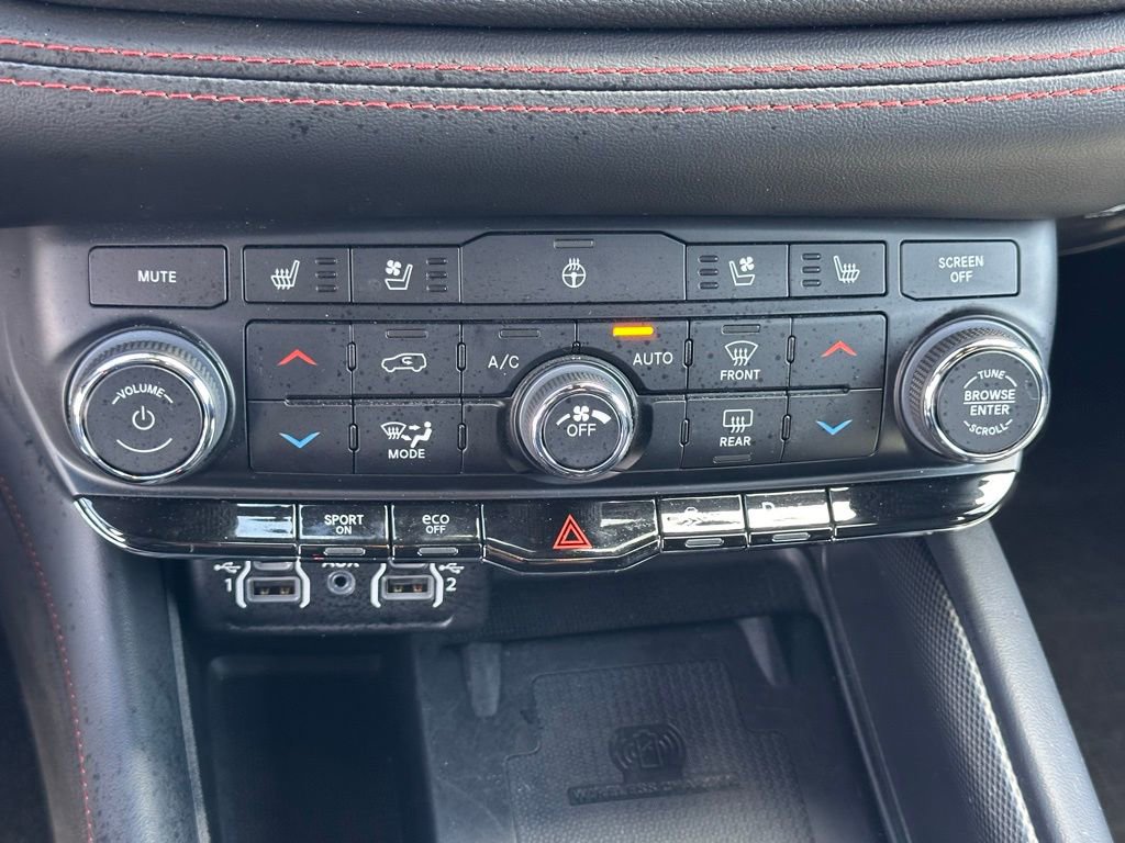 Used 2023 Dodge Durango R/T image 34