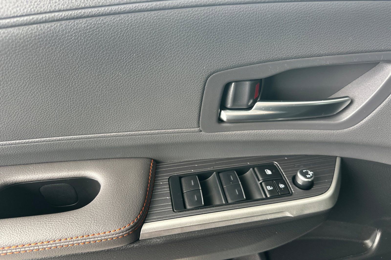 Certified 2024 Toyota Sienna XSE w/ XSE Plus Package image 13