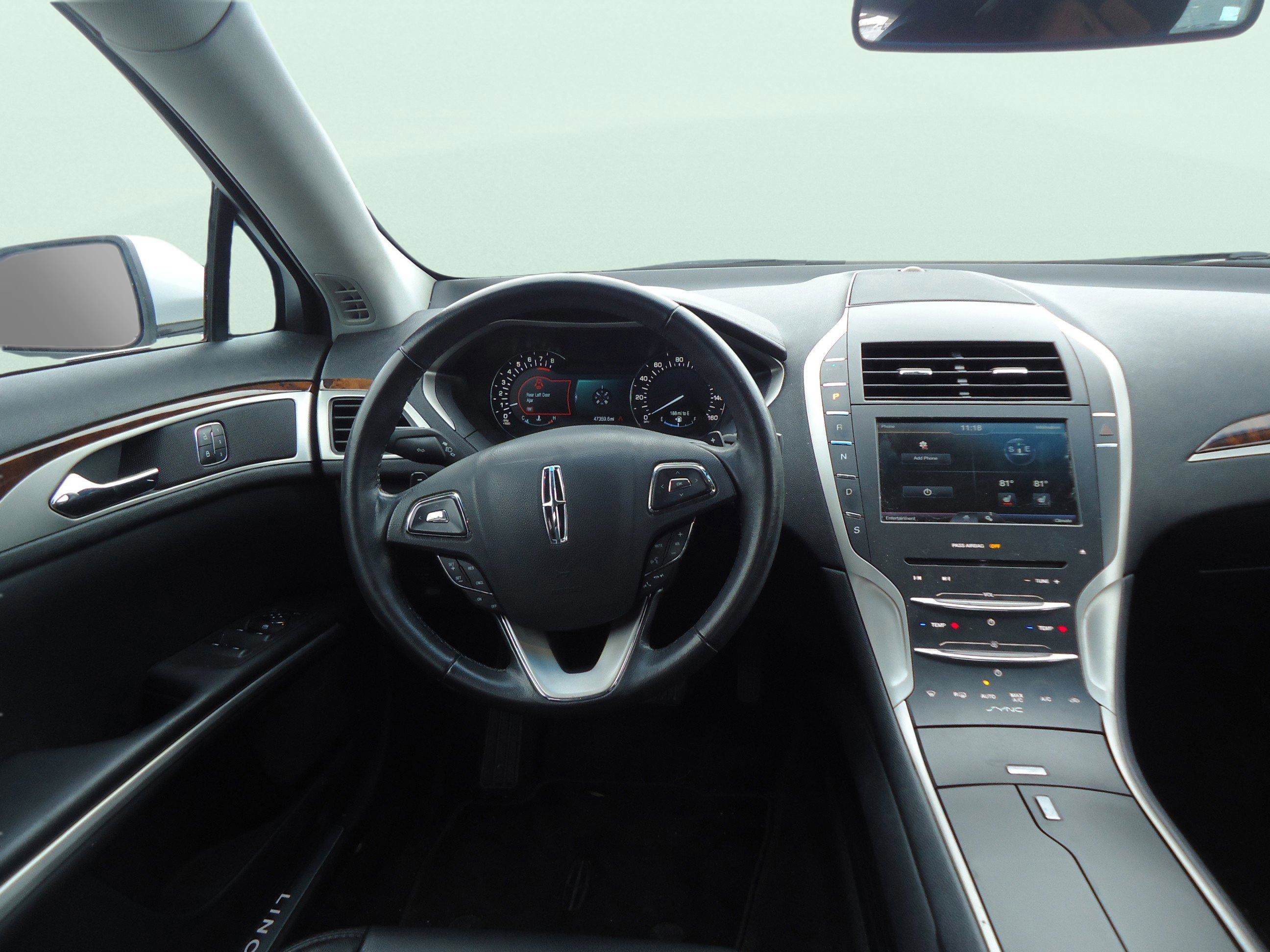 Used 2016 Lincoln MKZ AWD image 11