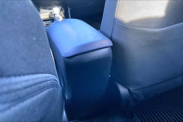 Used 2022 Toyota C-HR XLE image 33