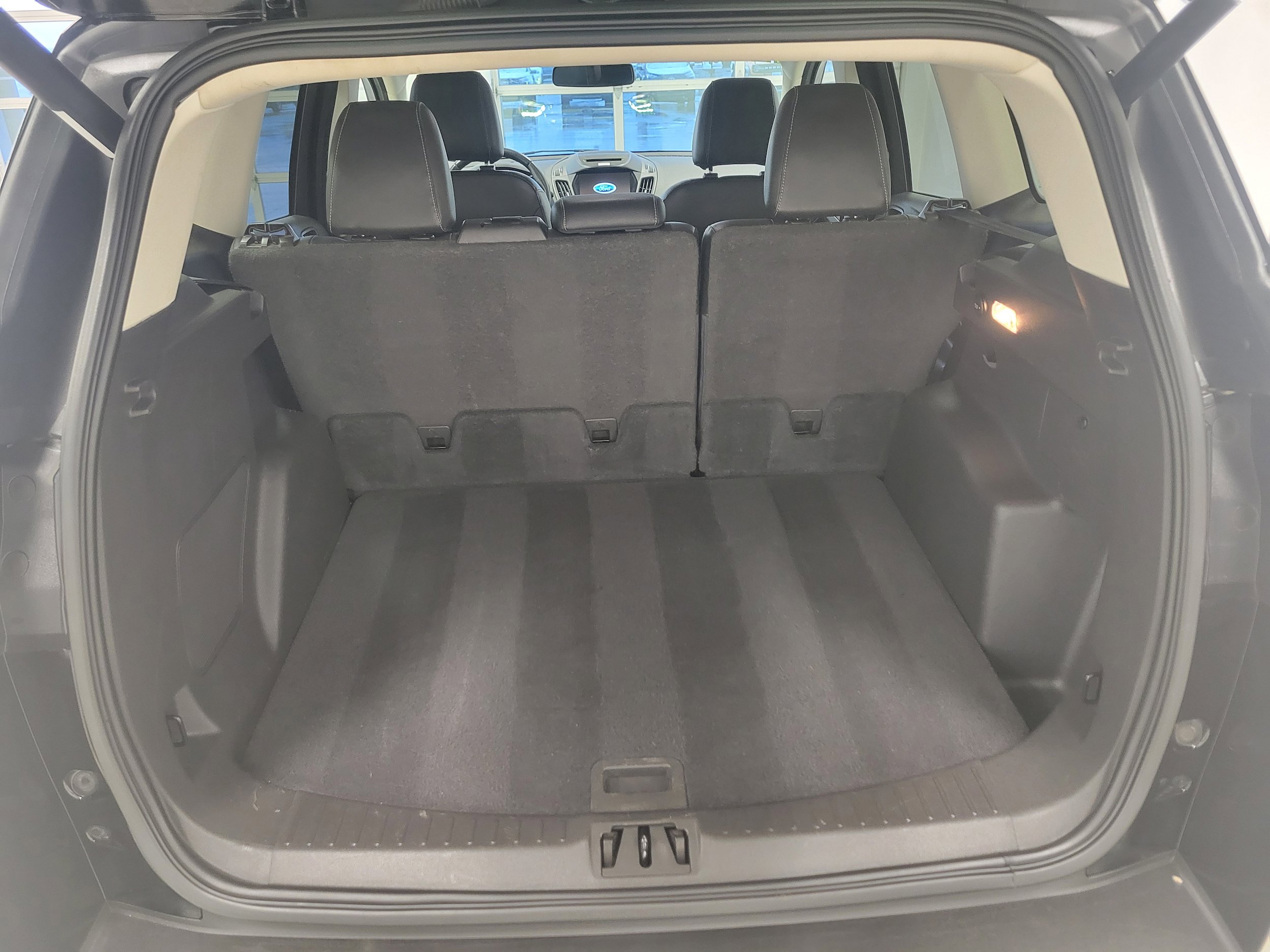 Used 2017 Ford Escape Titanium image 12