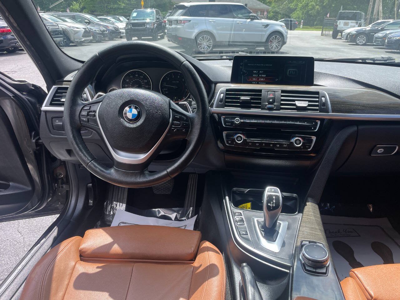 Used 2017 BMW 330i Sedan w/ Driver Assistance Package RWD image 13