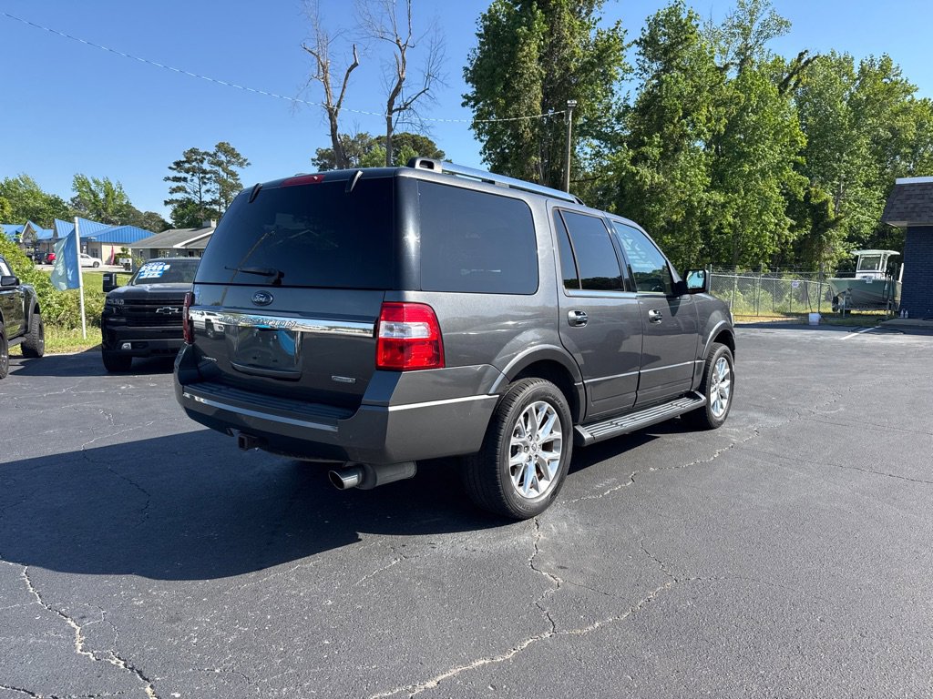 Used 2017 Ford Expedition Limited RWD image 5