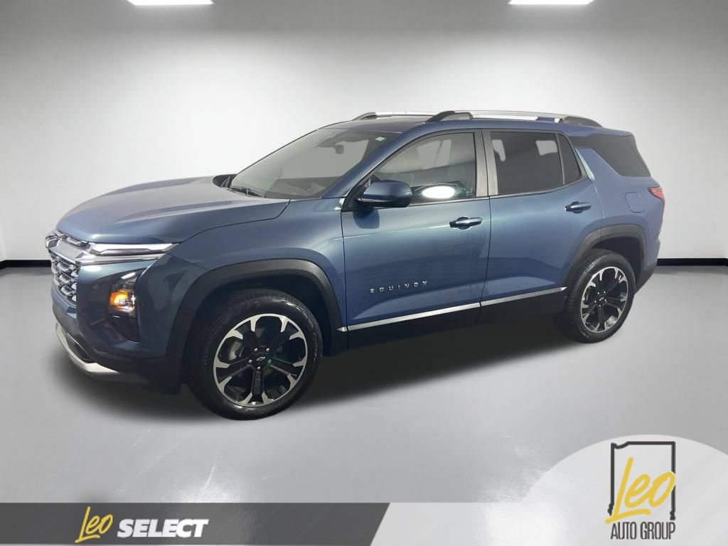 Used 2025 Chevrolet Equinox LT w/ Convenience Package II AWD/4WD image 2