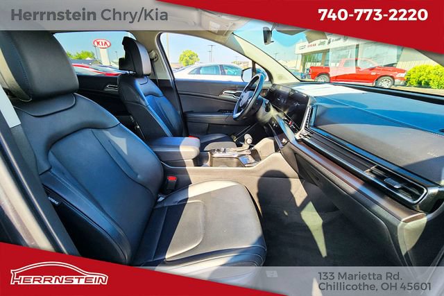 Used 2023 Kia Sportage EX AWD/4WD image 28