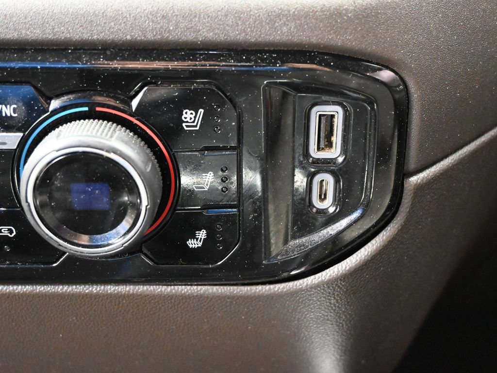 Used 2023 Chevrolet Silverado 1500 LTZ w/ LTZ Premium Package image 21