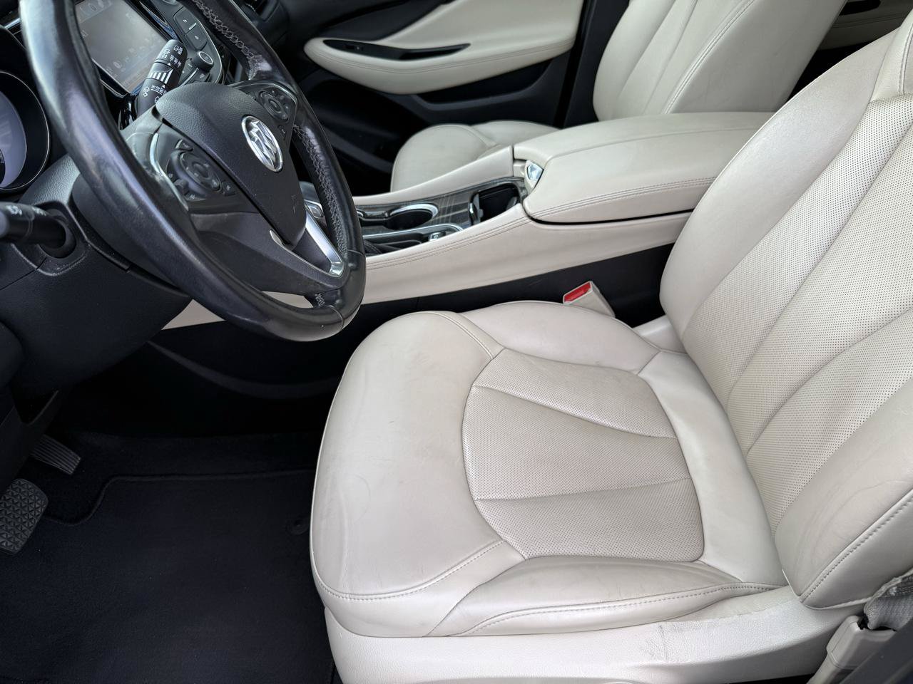 Used 2019 Buick Envision Essence AWD/4WD image 14