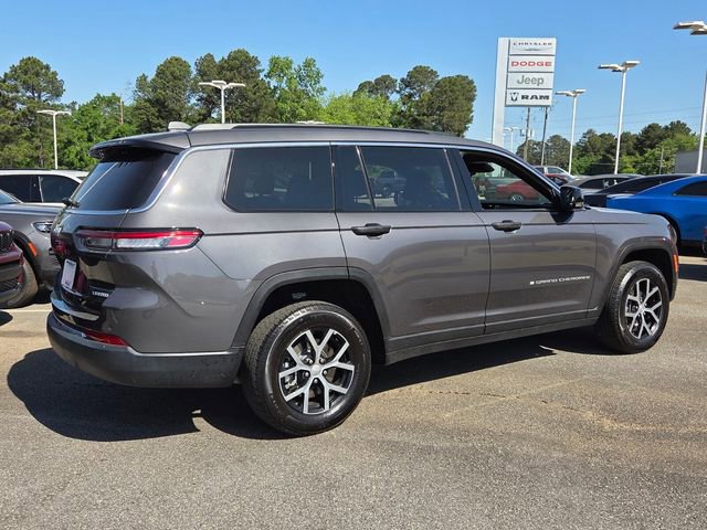 Used 2025 Jeep Grand Cherokee L Limited RWD image 14