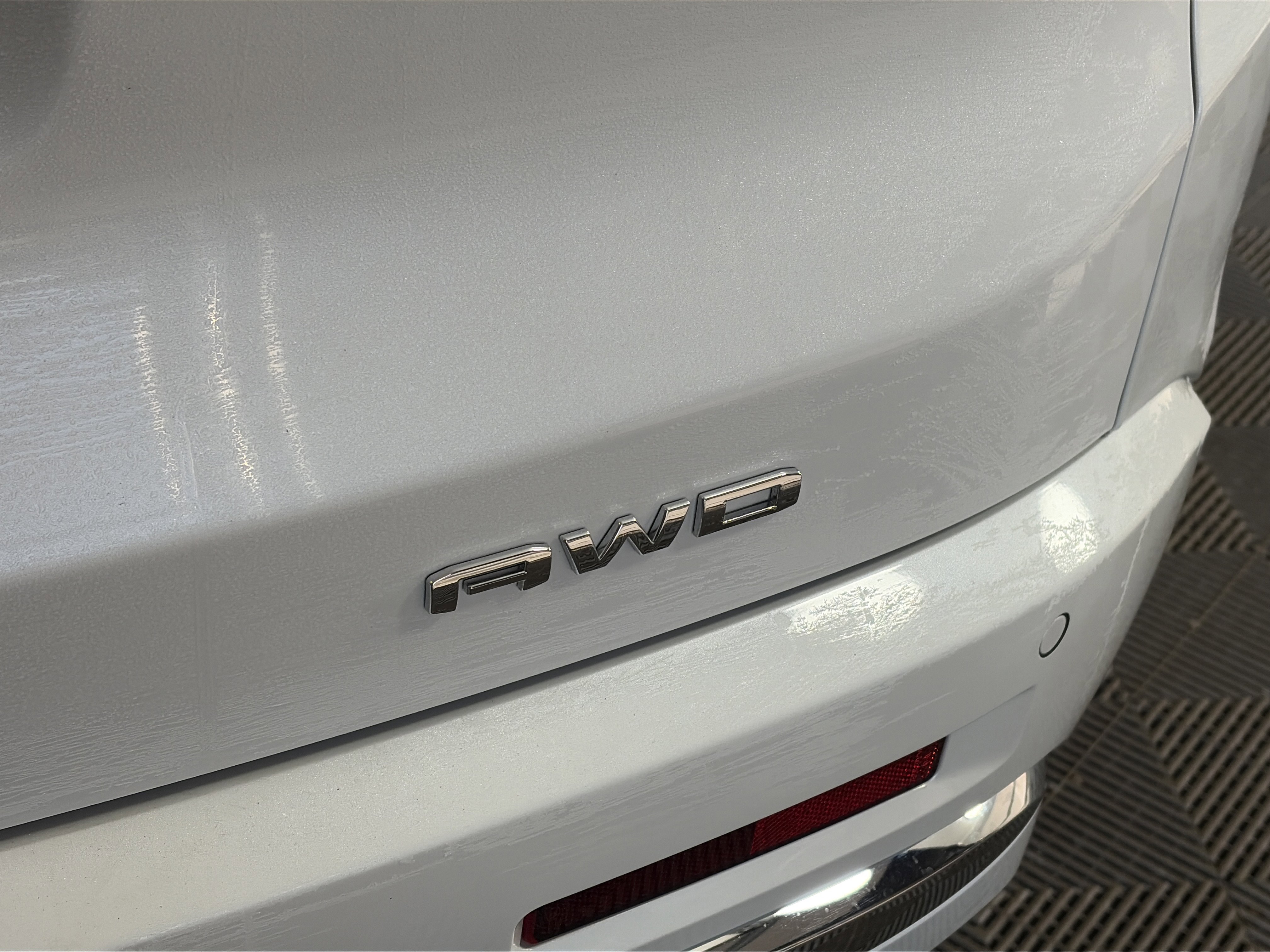 Certified 2023 GMC Acadia Denali image 17