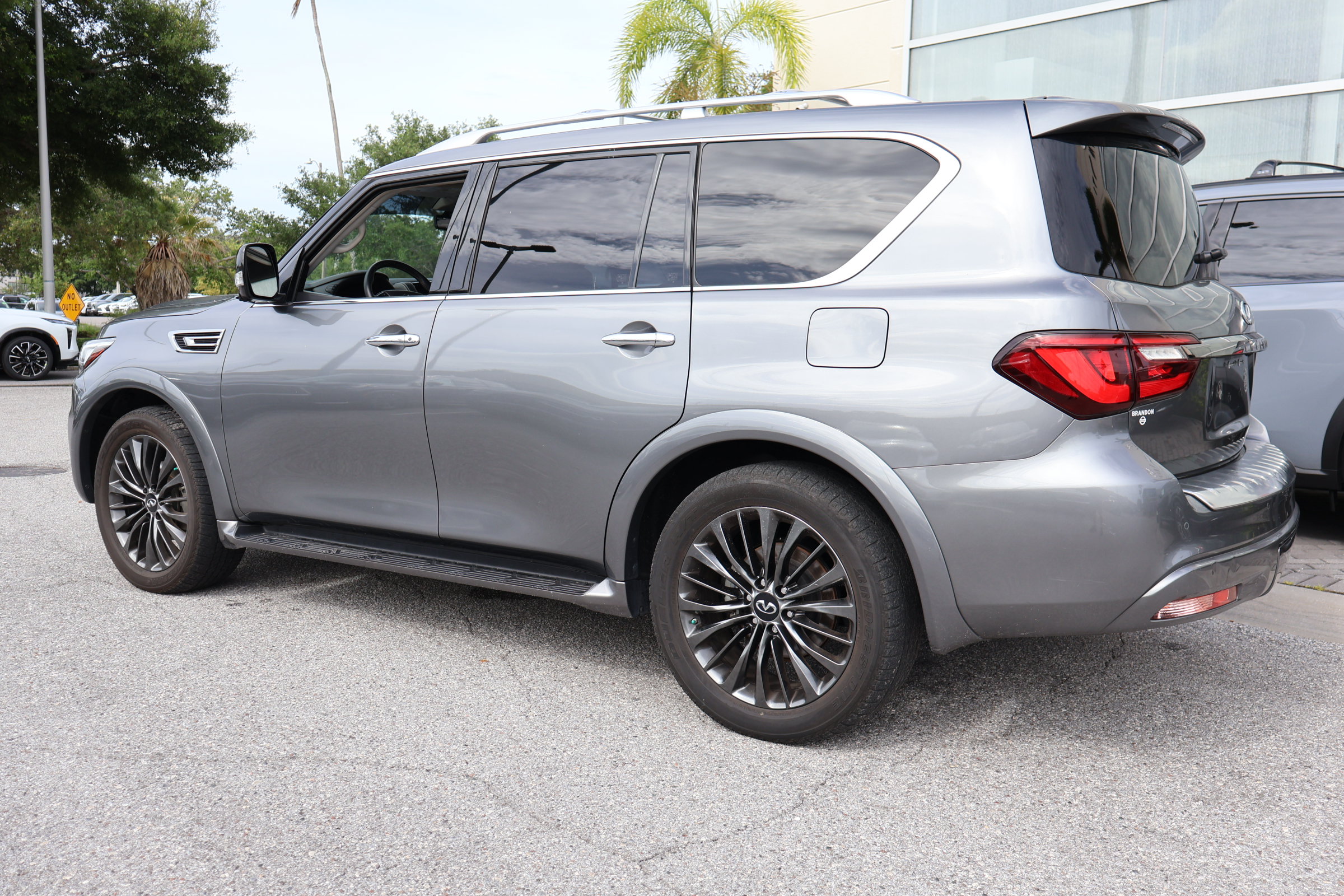 Certified 2021 INFINITI QX80 Premium Select w/ Cargo Package RWD image 7
