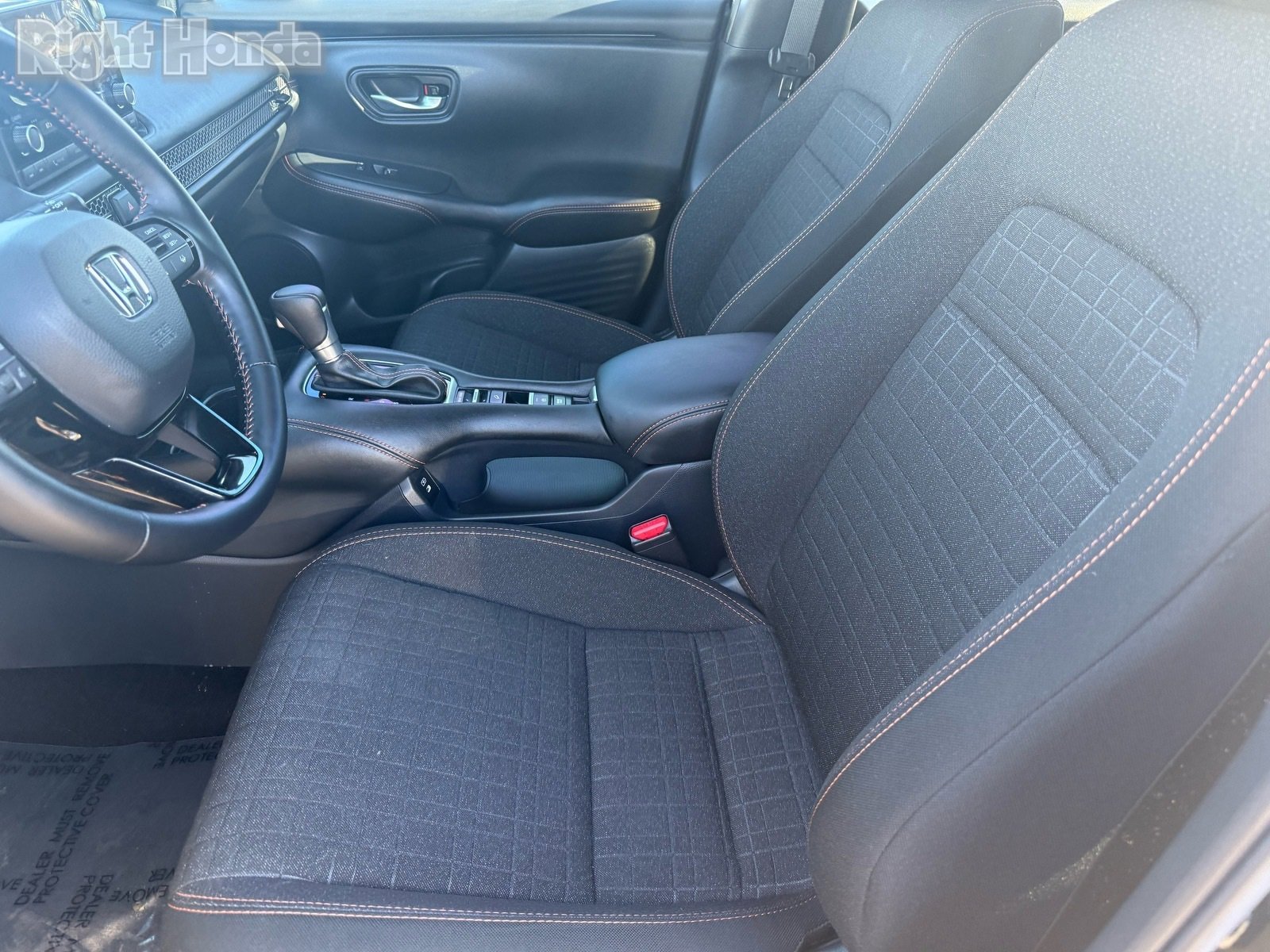 Certified 2025 Honda HR-V Sport image 13