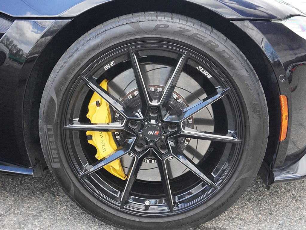 Used 2020 Aston Martin V8 Vantage Coupe RWD image 21