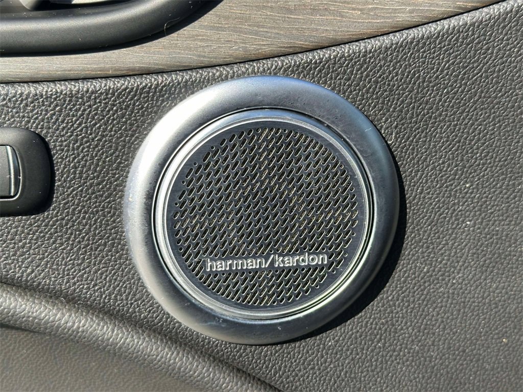 Used 2019 Alfa Romeo Stelvio Ti image 20