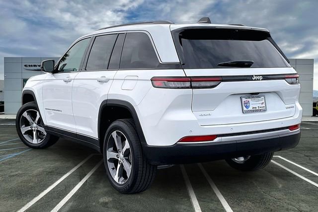 New 2026 Jeep Grand Cherokee Limited w/ Luxury Tech Group II image 2