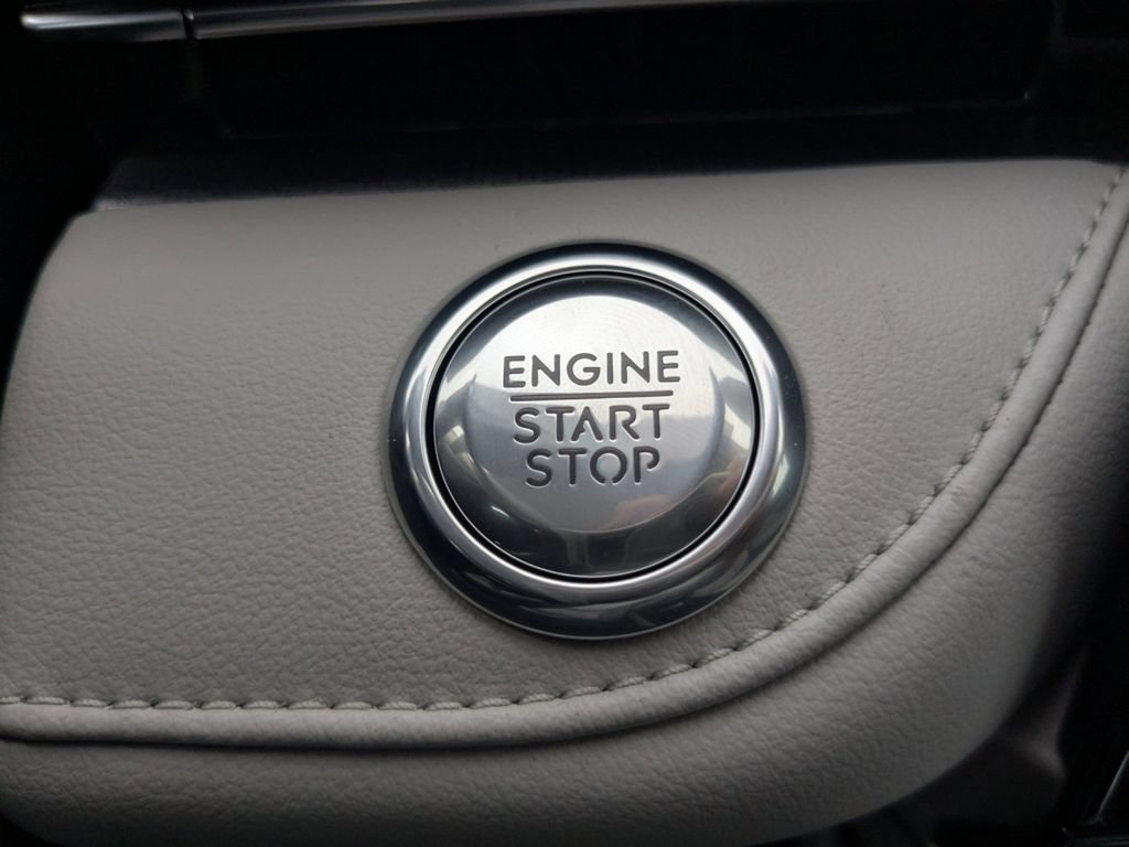 New 2026 Lincoln Nautilus Premier w/ Equipment Group 102A AWD/4WD image 32