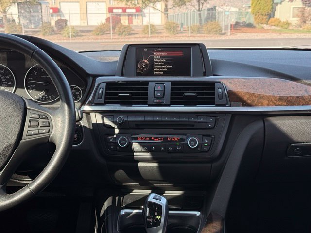 Used 2015 BMW 320i xDrive Sedan AWD/4WD image 18