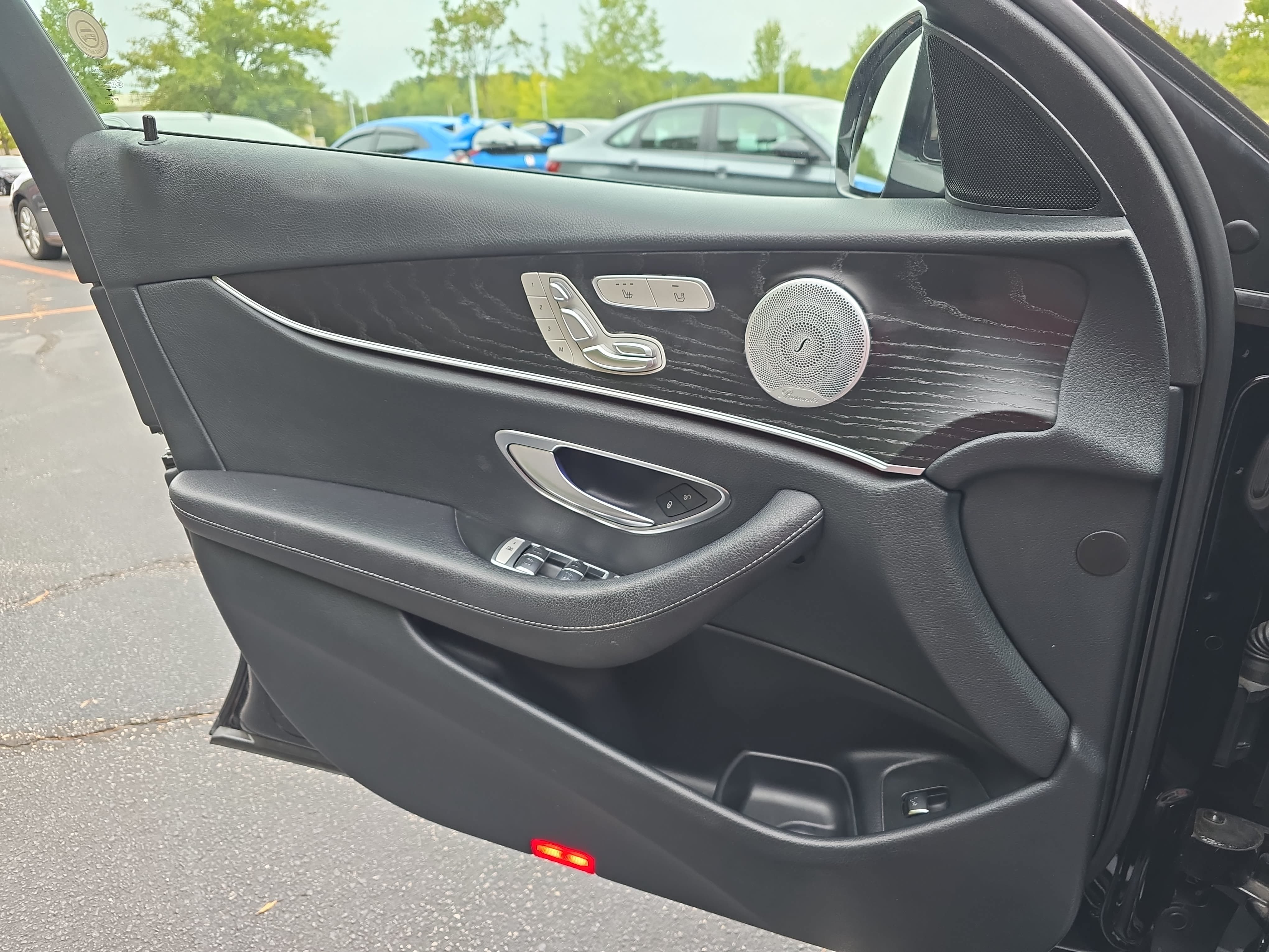 Used 2020 Mercedes-Benz E 350 Sedan image 26