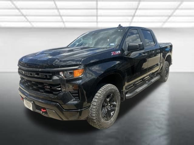 Used 2025 Chevrolet Silverado 1500 Custom Trail Boss AWD/4WD image 1