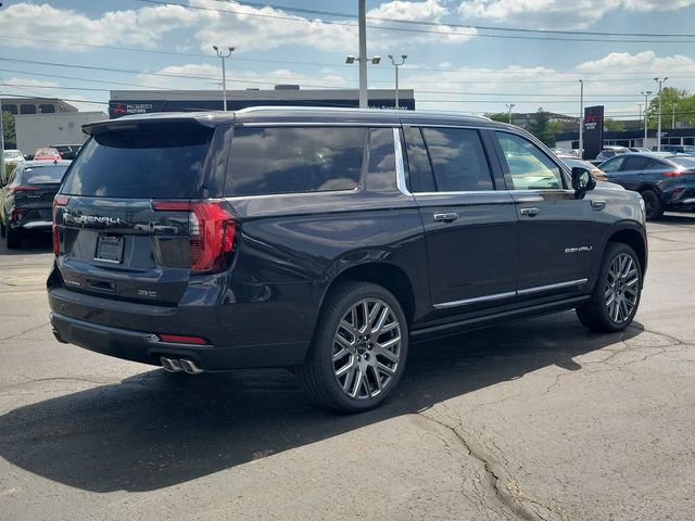 New 2026 GMC Yukon XL Denali Ultimate AWD/4WD image 3