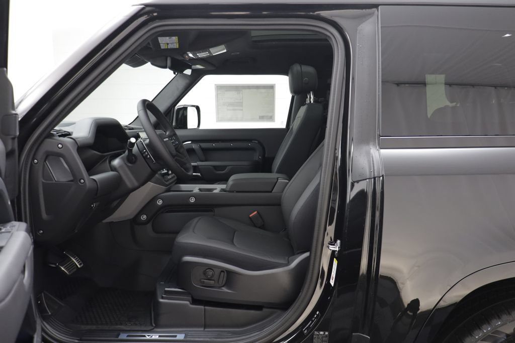 New 2026 Land Rover Defender 90 V8 AWD/4WD image 6
