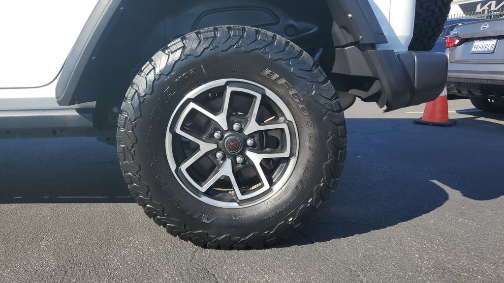 Used 2024 Jeep Wrangler Unlimited Rubicon AWD/4WD image 6