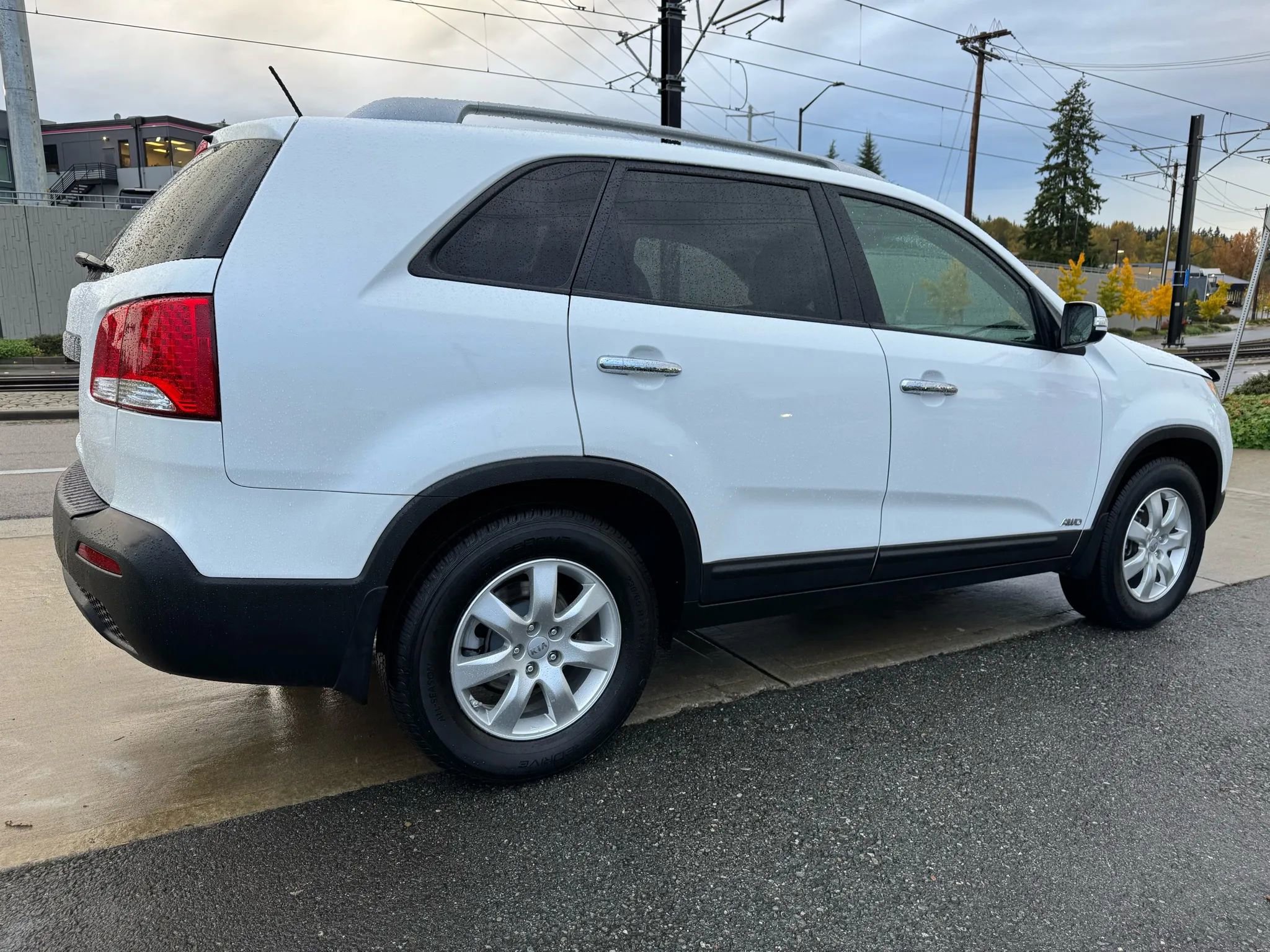 Used 2013 Kia Sorento LX w/ Convenience Pkg image 11