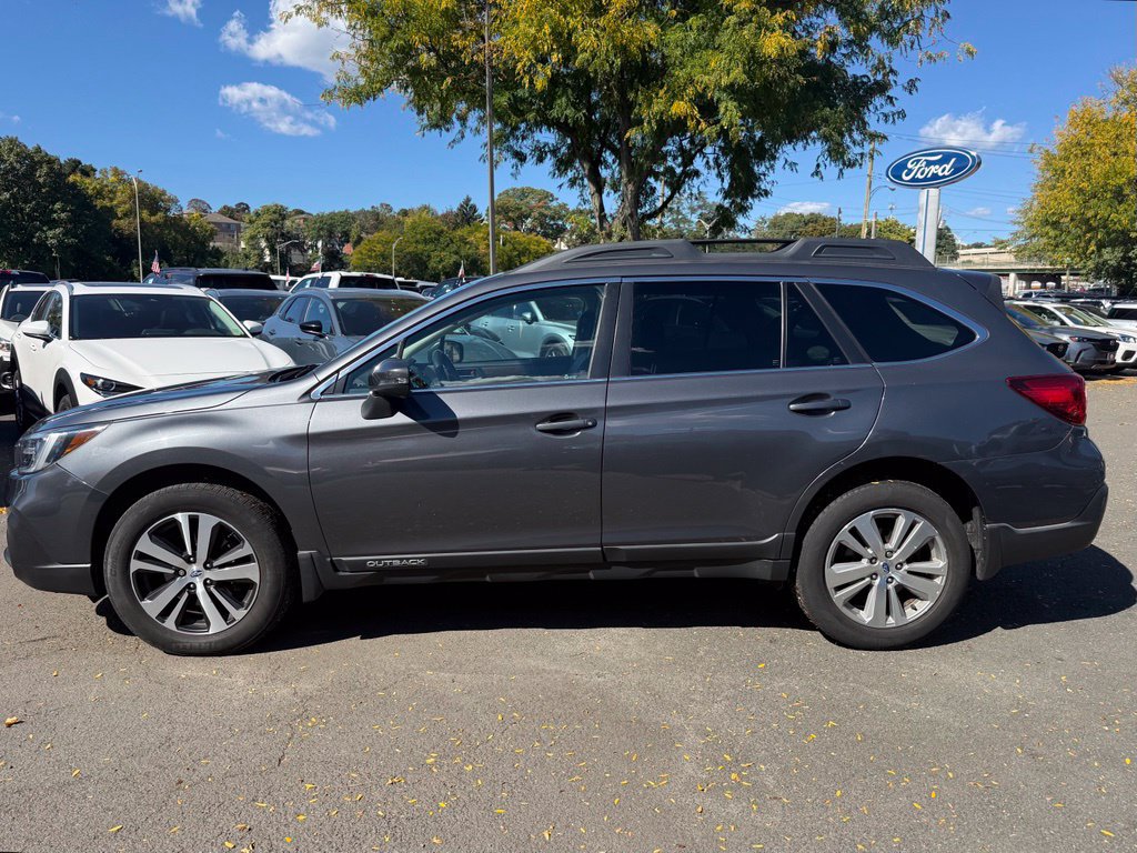 Used 2018 Subaru Outback 2.5i Limited AWD/4WD image 9