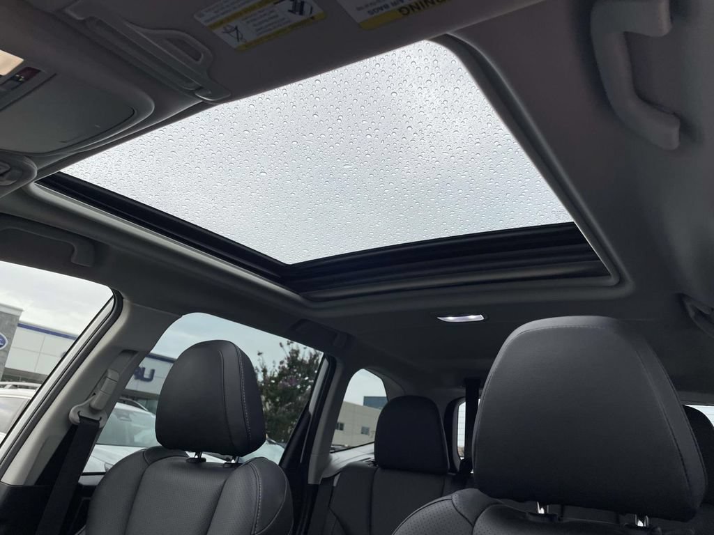 Certified 2023 Subaru Forester Limited AWD/4WD image 9
