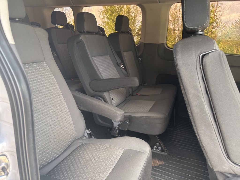 Used 2021 Ford Transit 350 XLT image 6
