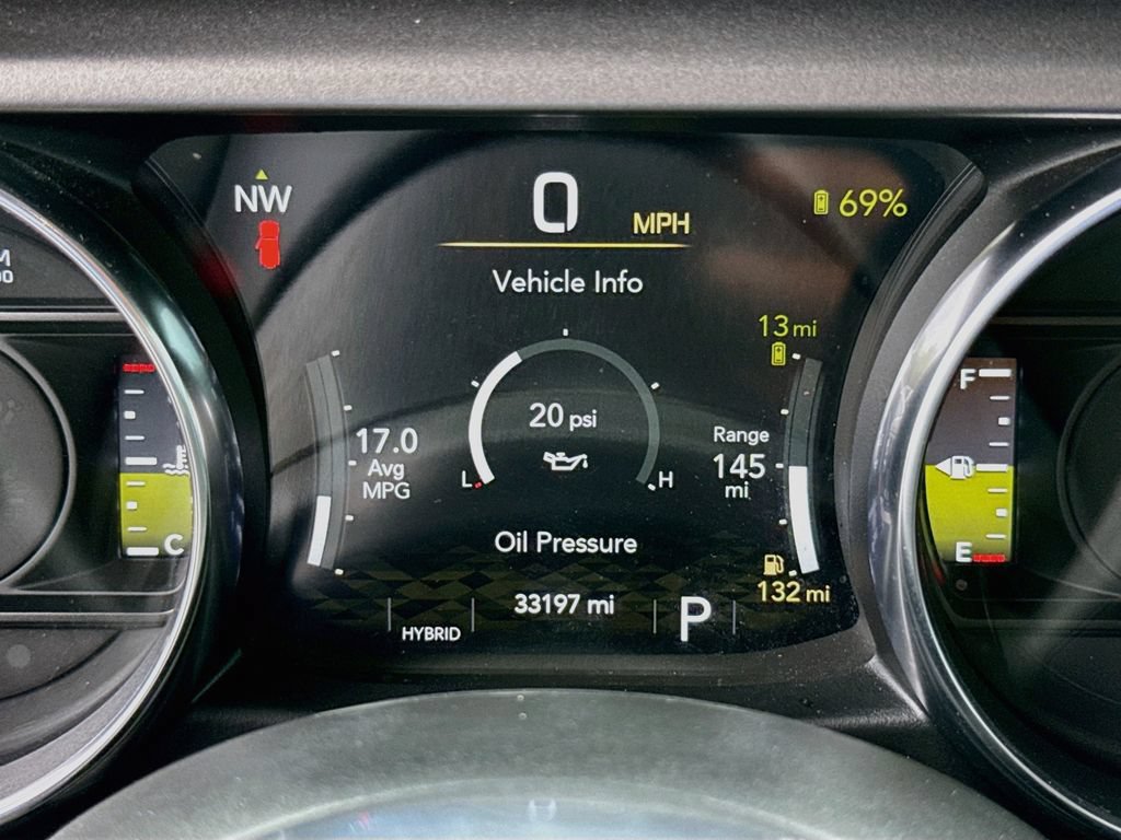 Used 2023 Jeep Wrangler Unlimited Rubicon 4xe w/ Cold Weather Group AWD/4WD image 13