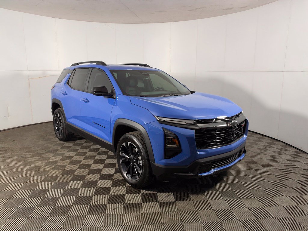 New 2027 Chevrolet Equinox RS w/ Convenience Package III FWD image 3