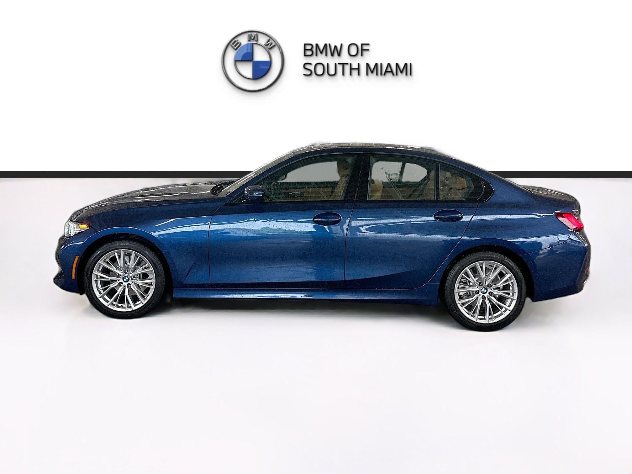 Certified 2023 BMW 330i Sedan w/ Convenience Package RWD image 4