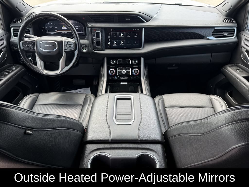 Used 2022 GMC Yukon XL Denali RWD image 11