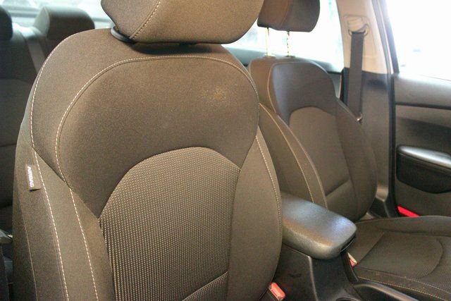 Used 2020 Kia Forte LXS image 8