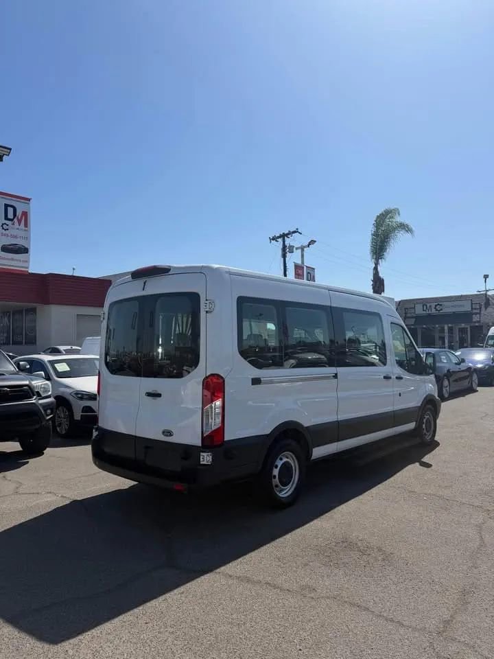 Used 2018 Ford Transit 350 XL RWD image 4