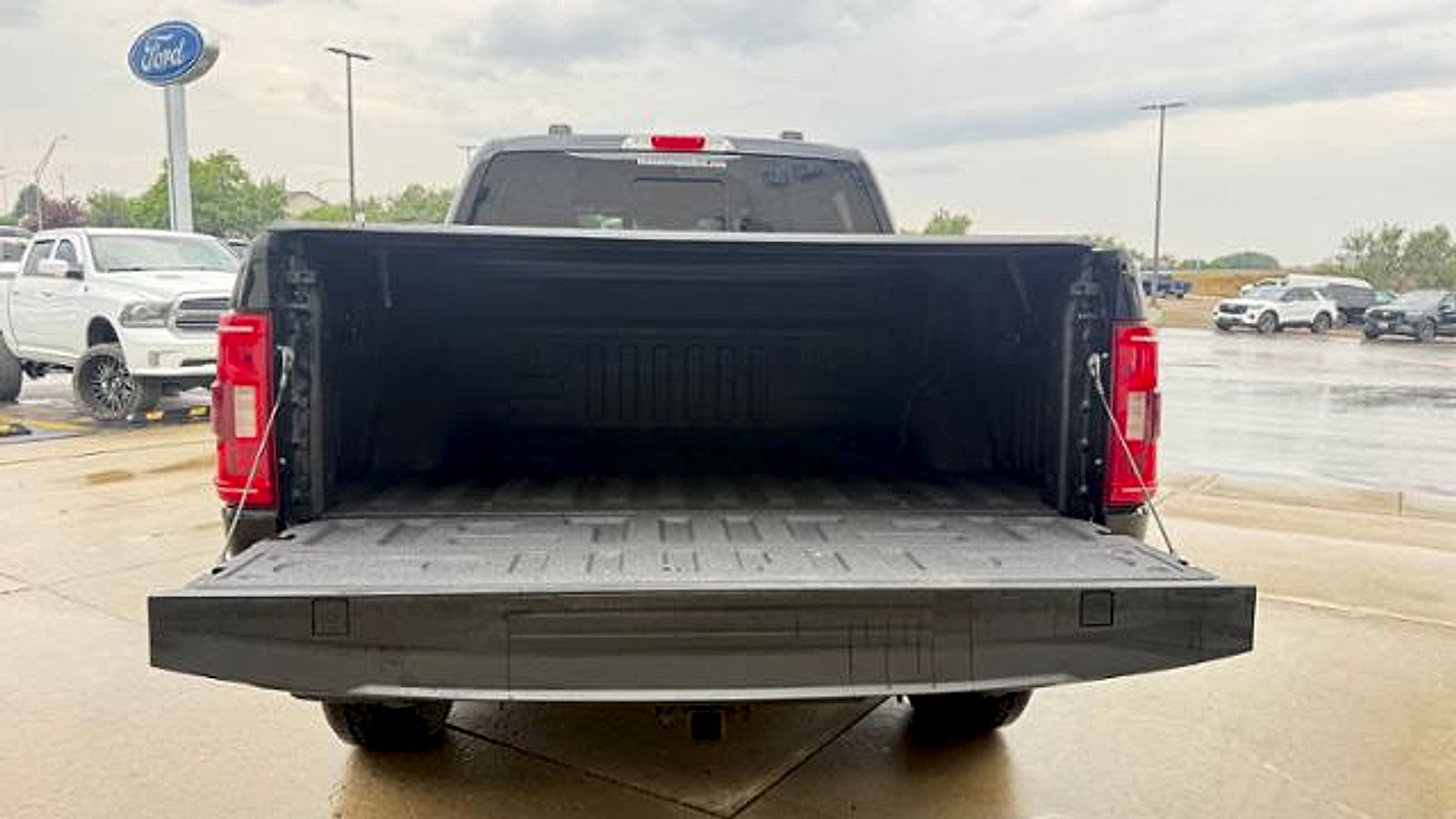 Used 2022 Ford F150 XLT w/ Equipment Group 302A High AWD/4WD image 11