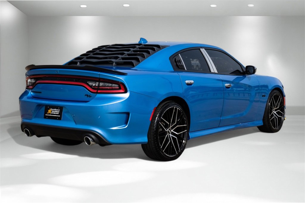 Used 2023 Dodge Charger R/T w/ Plus Group image 7