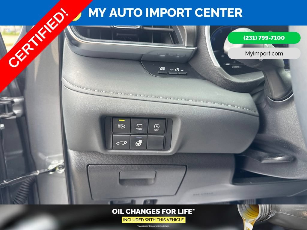 Certified 2025 Toyota Highlander Limited AWD/4WD image 15
