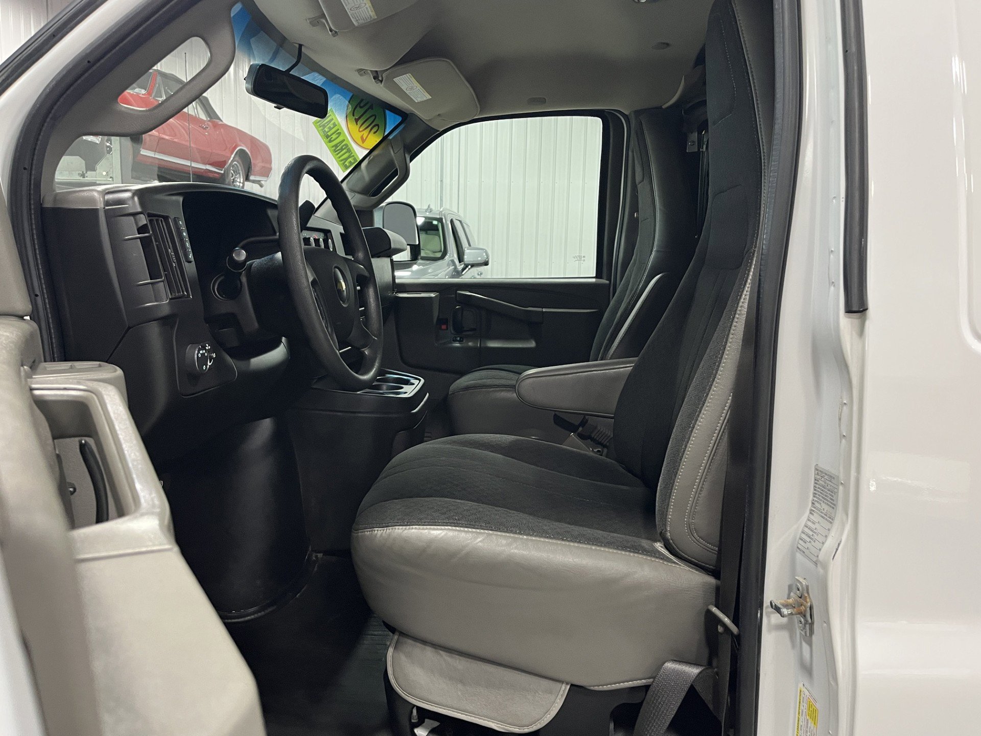 Certified 2019 Chevrolet Express 2500 w/ Driver Convenience Package RWD image 12