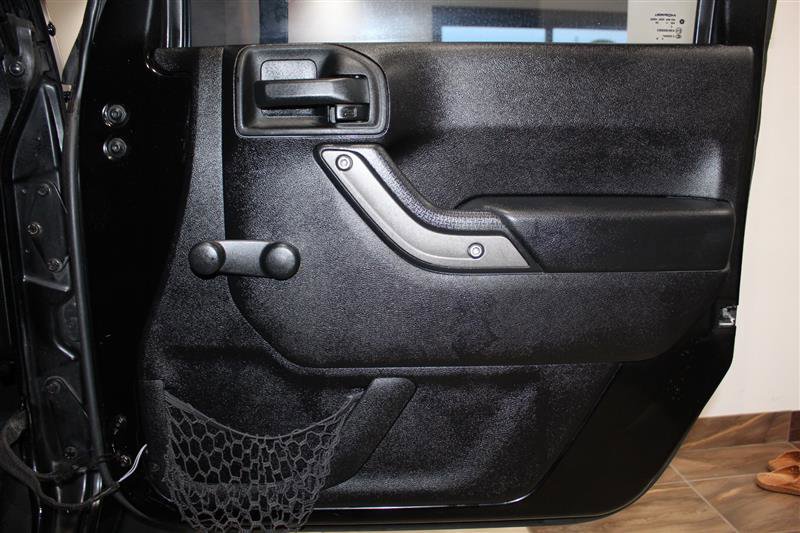 Used 2013 Jeep Wrangler Unlimited Sport w/ Connectivity Group AWD/4WD image 26