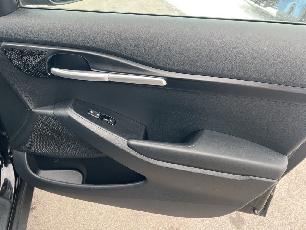 Certified 2022 Kia Seltos LX image 22