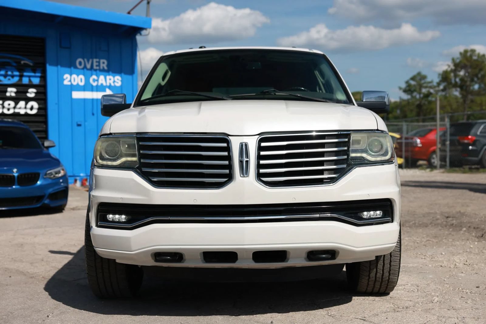 Used 2015 Lincoln Navigator L 2WD image 11