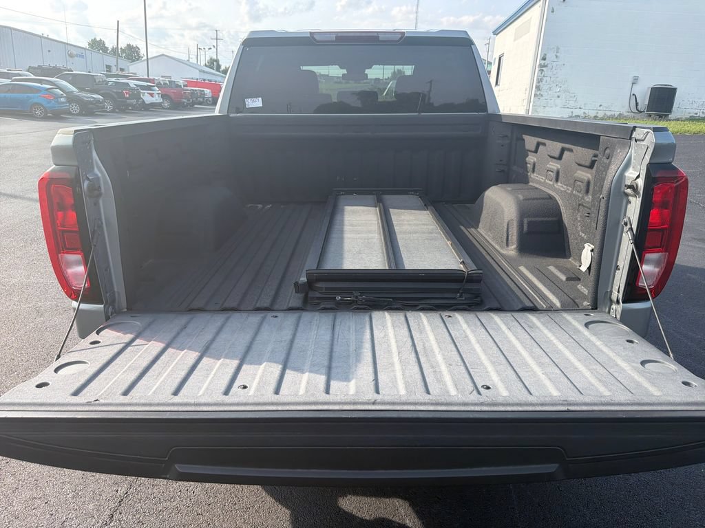 Used 2024 GMC Sierra 1500 Elevation w/ LPO, Elevation Black Package AWD/4WD image 13