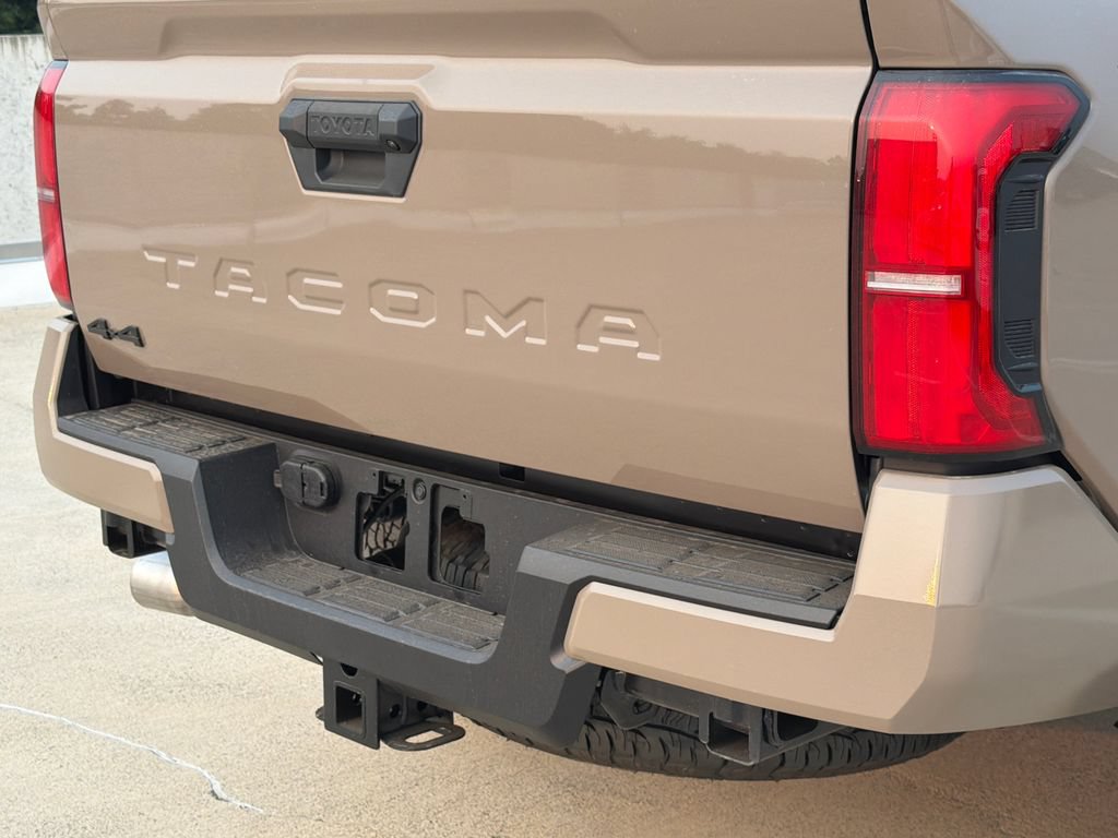 New 2026 Toyota Tacoma TRD Off-Road AWD/4WD image 5